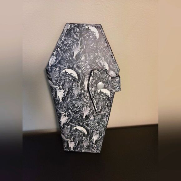 Brand New Custom Coffin Wallet Unicorn Skull - Picture 3 of 4